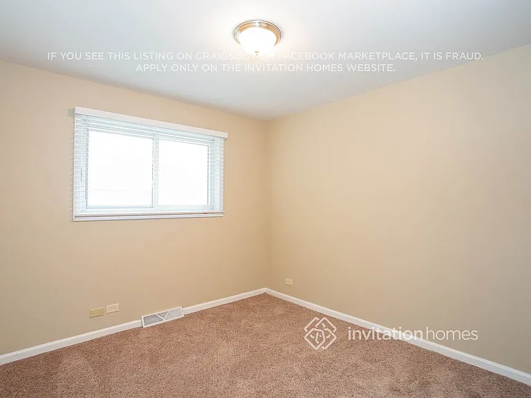 16460 Roy St — Photo 7