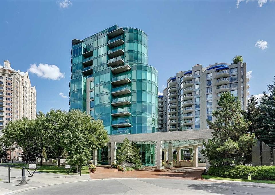 1st image of 837 NW 2nd Ave SW #303