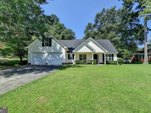 969 Bob Hannah Cir, Lawrenceville, GA 30044