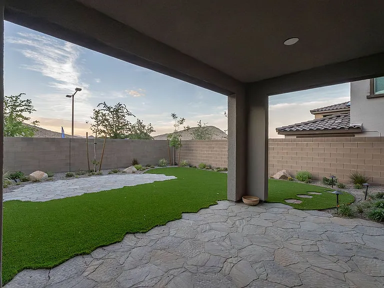 11620 Desert Hollow Ave — Photo 44