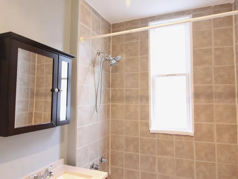 2927 N Lawndale Ave #2 — Photo 12