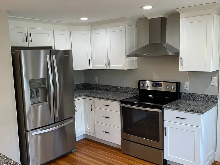76 South St #A — Photo 9