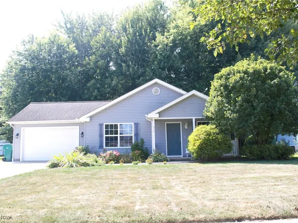 830 Millwood Dr, Geneva, OH 44041