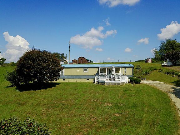 4th image of 75 Rippey Hollow Rd