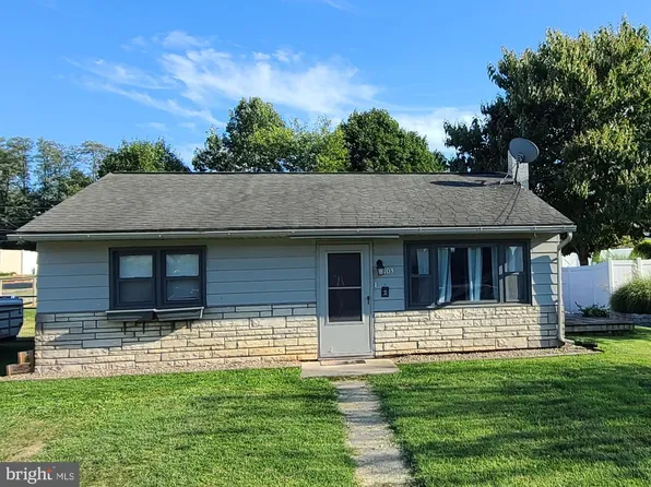 103 Sunset Ave, Blandon, PA 19510