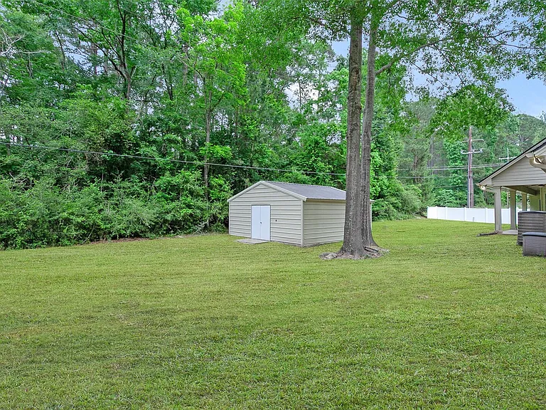 289 Broadmoor Dr — Photo 41