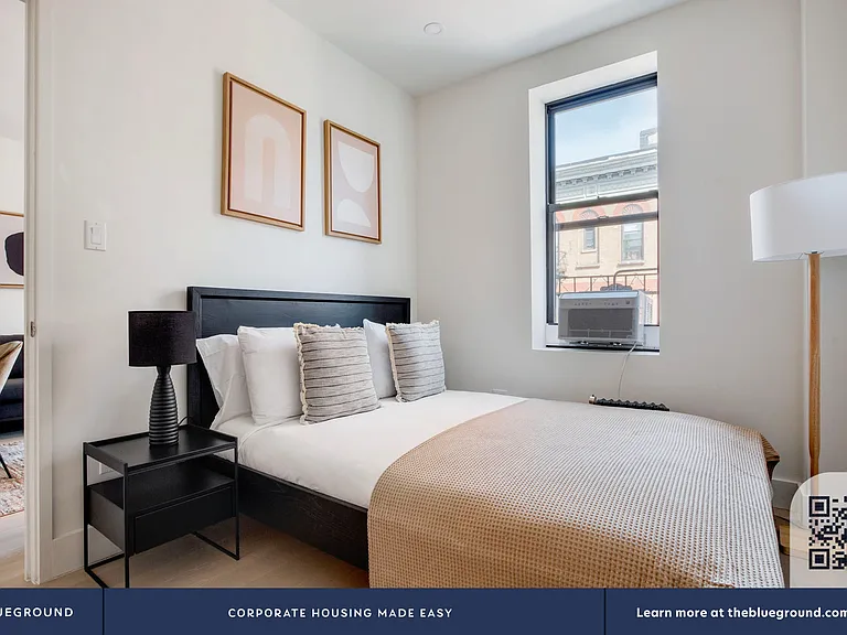 300 W 21st St #53 — Photo 14