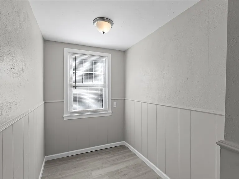 3065 Latonia Ave — Photo 12