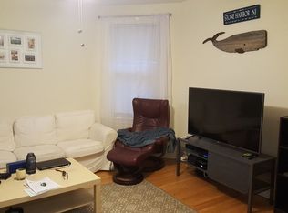 3824 N Damen Ave #3, Chicago, IL 60618