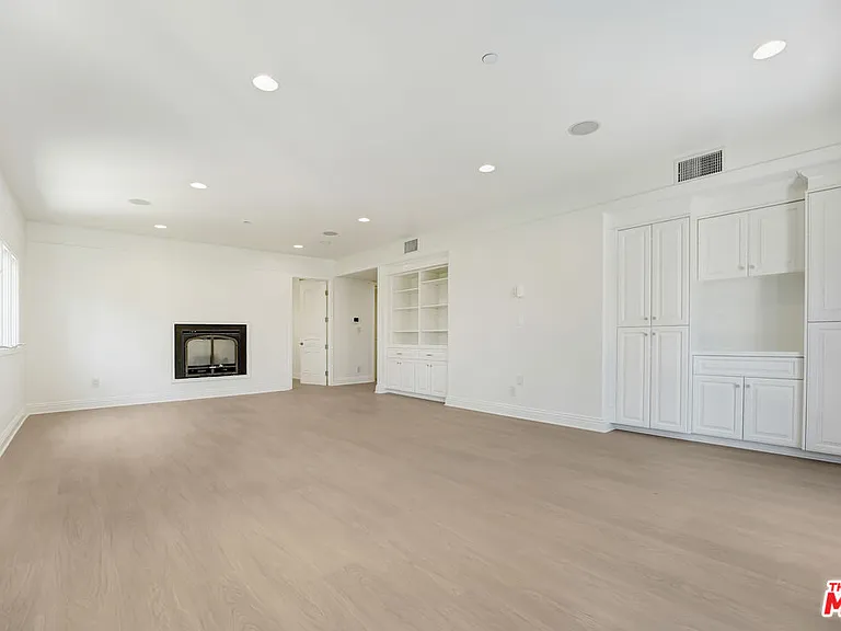 4156 Sunswept Dr — Photo 26