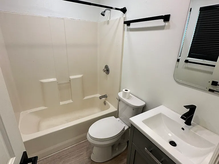 8330 Wild Fig Ln — Photo 17