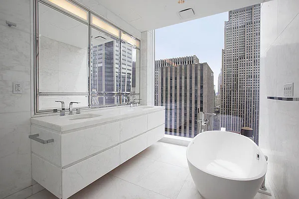 Rented by Jade Stone Real Estate Consulting | media 17