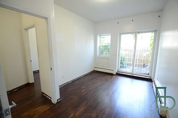 Rented by Miron Realty Group | media 15