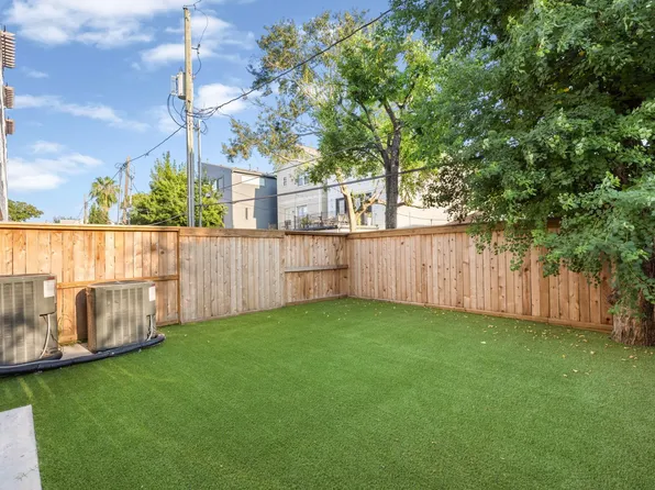 4309 Floyd St #B, Houston, TX 77007