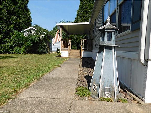 3rd image of 3275 Vernon Cir