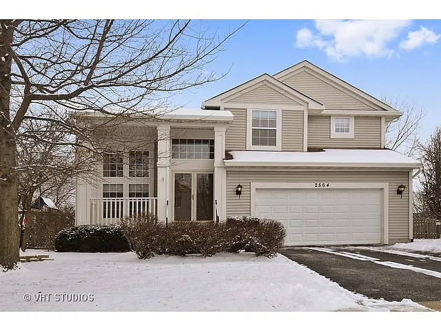 2564 Whitehall Ln photo 1
