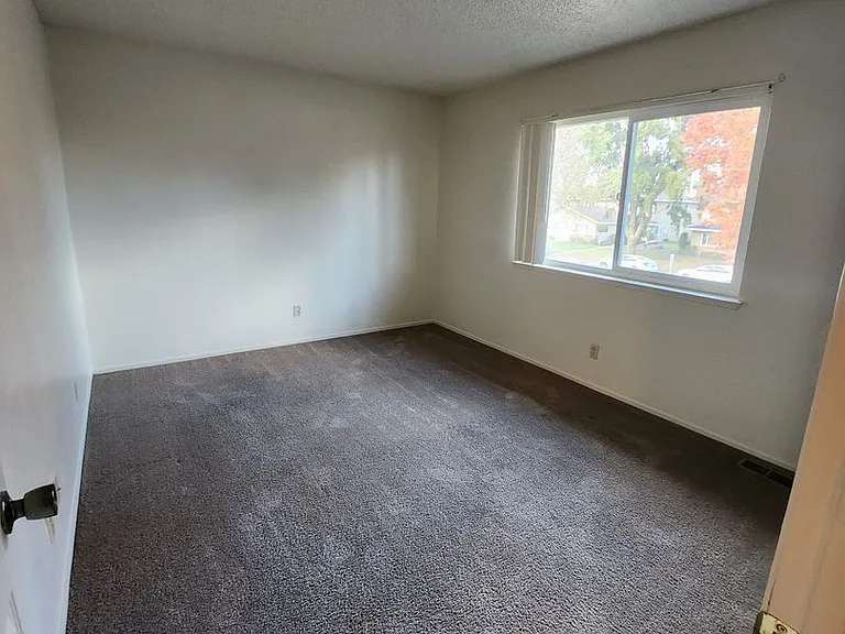Palisade Ave - Fourplex — Photo 15