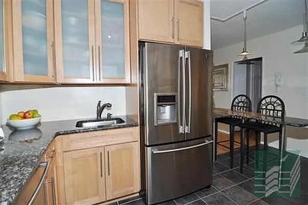 Sold by Argo Residential | media 17