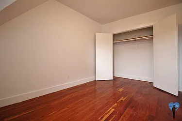 Rented by Next Door Realty NYC