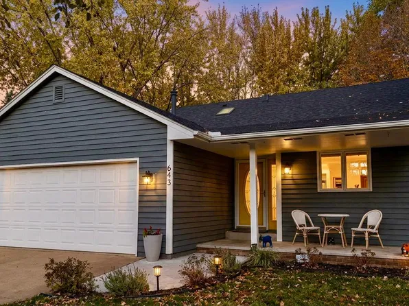 643 Pine Ridge Ter, River Falls, WI 54022