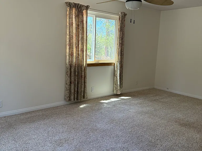 33159 Ridge Rd — Photo 8