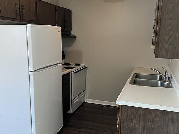 4th image of 134 Orth Dr #134