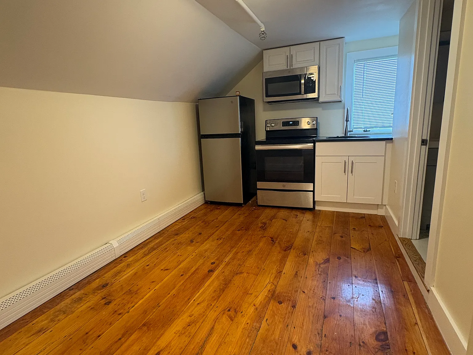 Studio, $1,295 — Photo 2