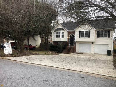 2700 Silver Queen Rd, Ellenwood, GA, 30294
