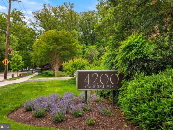 4200 Cathedral Ave NW APT 901, Washington, DC 20016