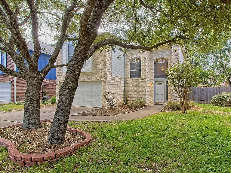 13421 Tossa Ln — Photo 3