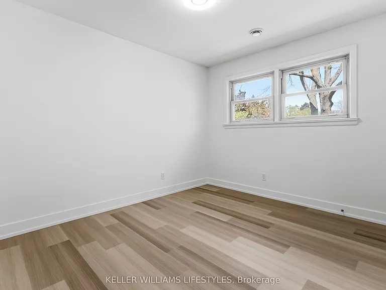 350 Reynolds Rd #1 — Photo 22