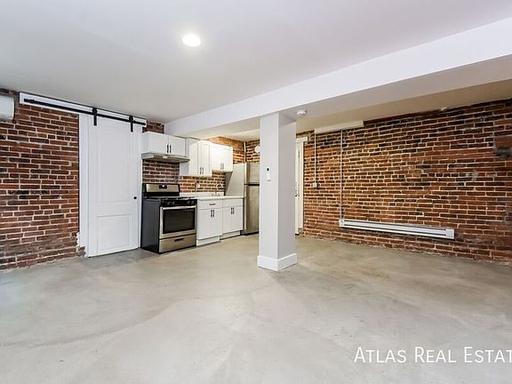 5th image of 1066 N Clarkson St #14