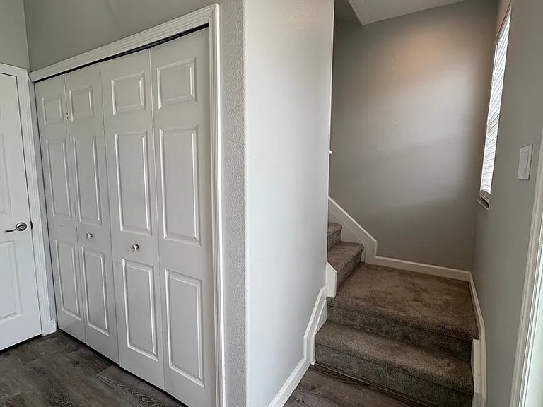 4209 Austen Falls Ln — Photo 11
