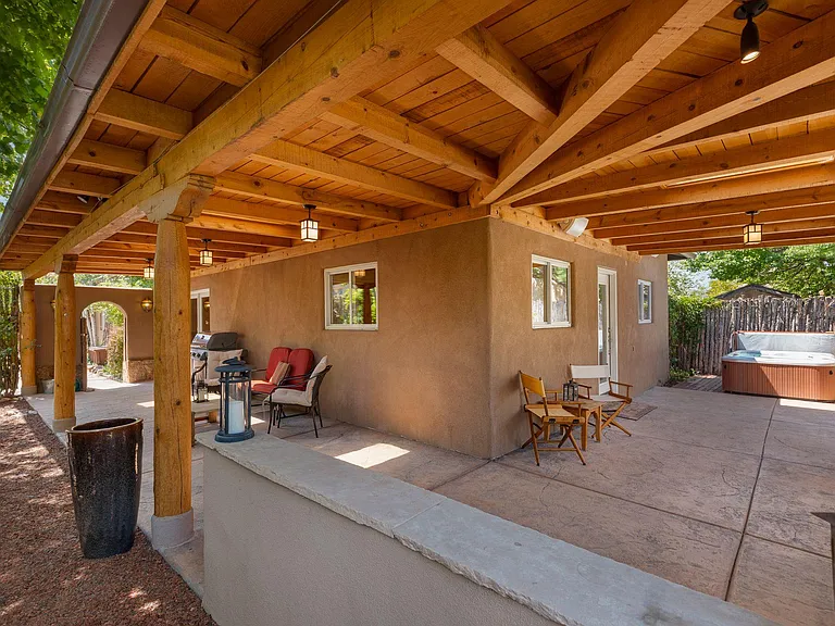 831 Ninita St — Photo 30