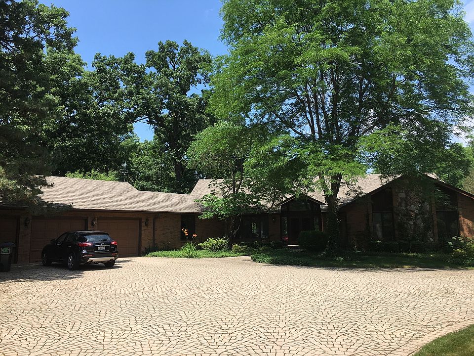 1st image of 1335 Greenbrier Dr