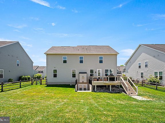 2nd image of 1048 Preserve Ln