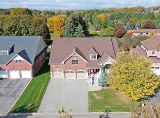 34 McCandless Ct, Caledon, ON L7C 3R6
