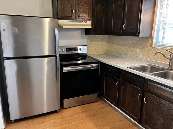 67 Lexington Ave, North Providence, RI 02904