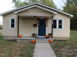 106 Merchant St, Oswego, KS 67356