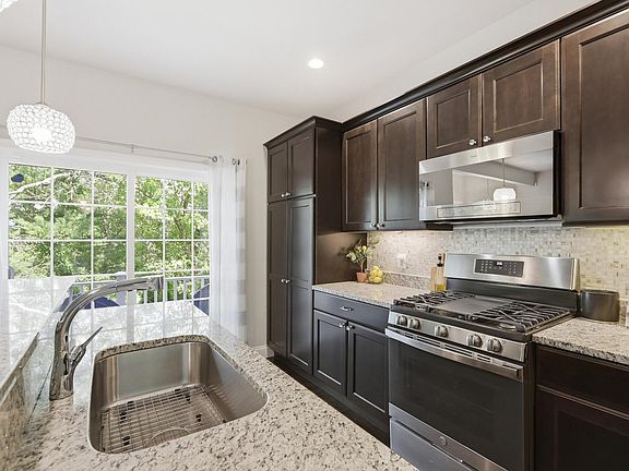 4th image of 8 Manor Drive #A