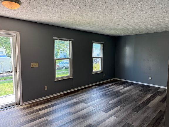 3rd image of 3114 Strathaven Ct