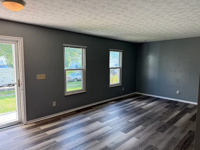 3114 Strathaven Ct — Photo 3