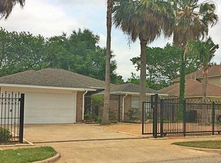 10622 Emnora Ln, Houston, TX 77043