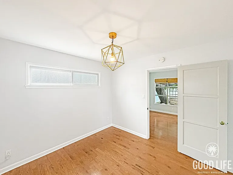 4519-21 Marlborough Dr — Photo 5