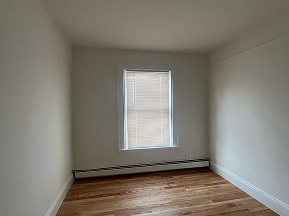 5th image of 30-44 14th St #3R