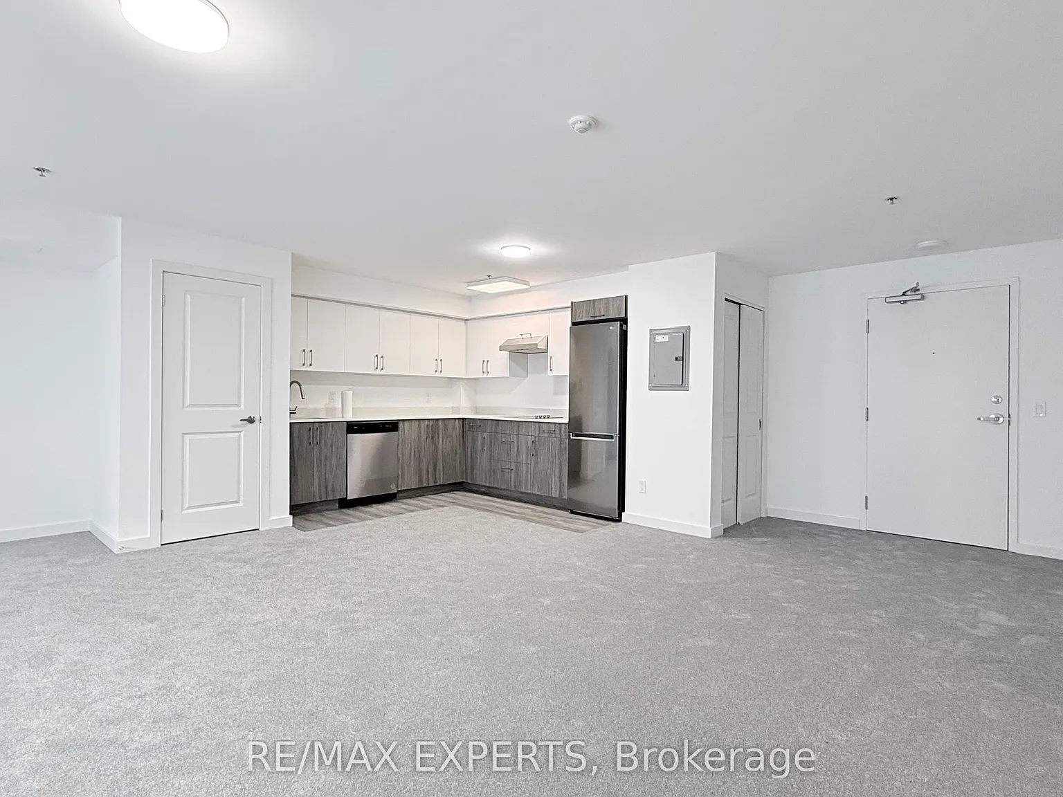 1 bed, $2,400 — Photo 2