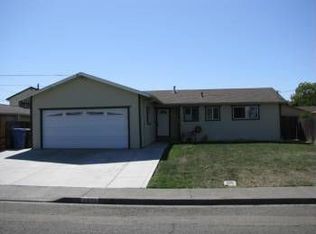 7071 Almond St, Rohnert Park, CA 94928
