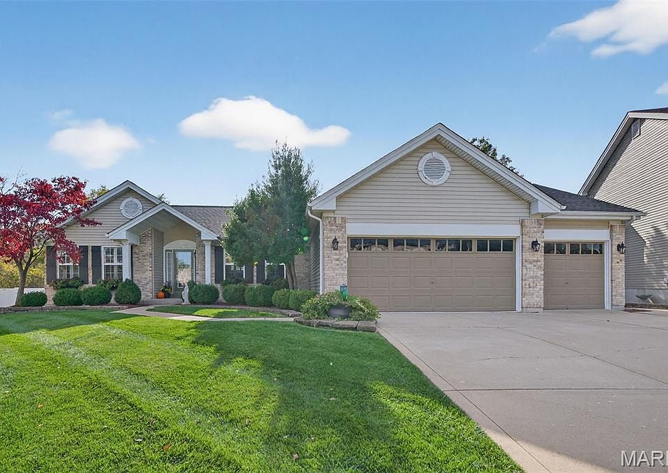 1st image of 306 William Clark Dr