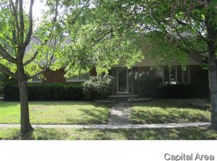 2717 Clifton Dr, Springfield, IL 62704