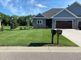 923 Lake Forest Cir, Detroit Lakes, MN 56501